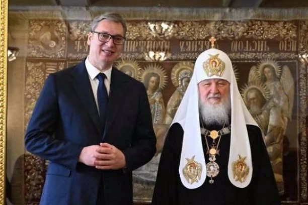 ORDEN VIŠE OD NAGRADE! Patrijarh Kiril: Srpski i ruski narod povezani istorijom