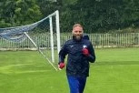 OSMEH GOVORI VIŠE OD REČI: Pravi primer kako se voli fudbal i poštuje sadašnji klub!