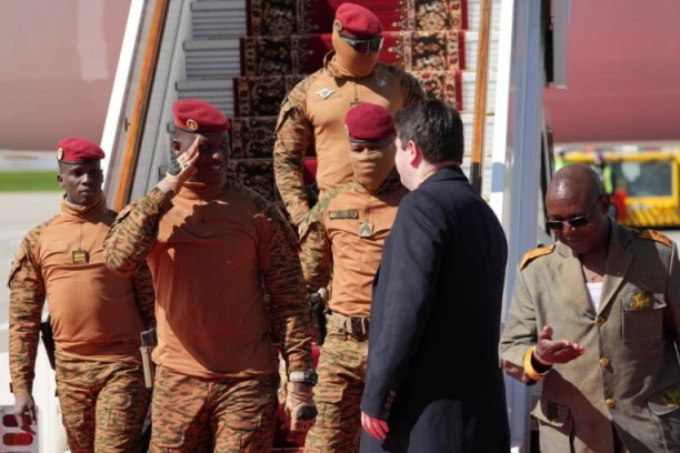 Predvodio Kobre i napravio moćan vojni savez! Ko je Ibrahim Traore, glavni Putinov saveznik u Africi?!