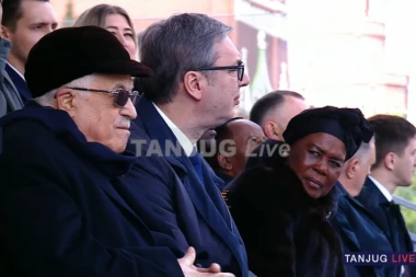 VUČIĆ STIGAO NA CRVENI TRG! Dočekao ga Vladimir Putin!