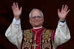 PAPA LAV IZNENADIO VERNIKE U MALOM ITALIJANSKOM GRADIĆU: Nastavio tradiciju papa Franje - EVO KOGA JE POSETIO