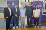 EDUKACIJA, PREZENTACIJA I TRENINZI! Mali sajam sporta organizovan je u Trsteniku: Nikada ne odustajati od snova! (FOTO GALERIJA)