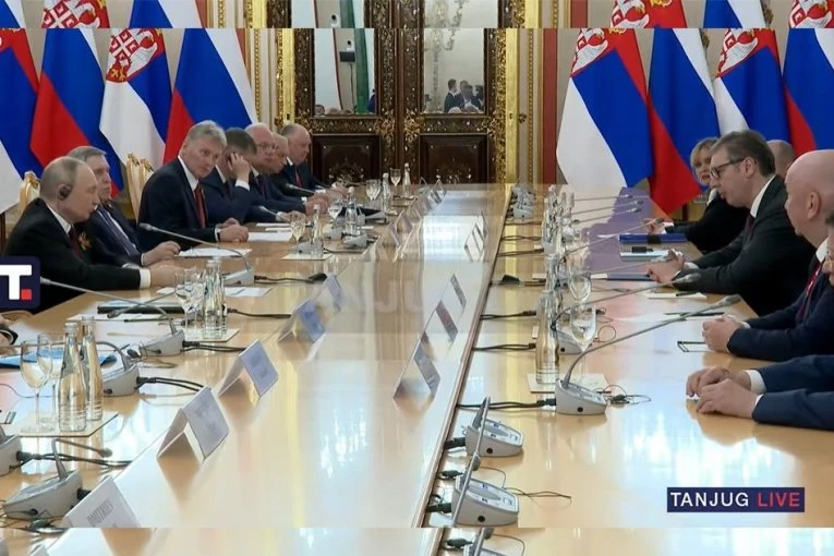 POČEO SASTANAK VUČIĆA I PUTINA! Predsednik Srbije izrazio nadu da će se uskoro videti u našoj zemlji