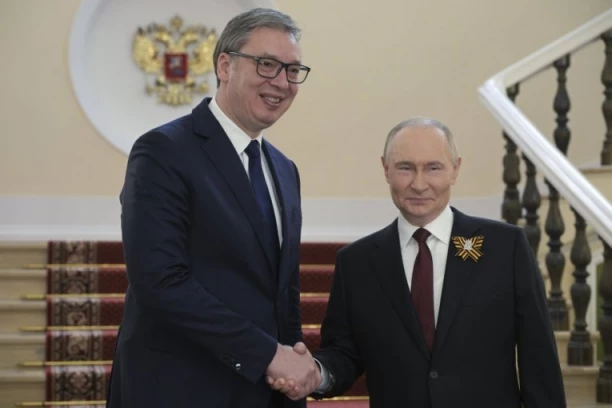 PUTIN DAROVAO VUČIĆA! Pokloni govore koliko poštuje Srbiju, evo šta je sve dobio predsednik naše zemlje