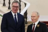 SIMBOL TRIJUMFA I ISTRAJNOSTI! Vladimir Putin poklonio je "POBEDU" predsedniku Vučiću - i to ne bilo kakvu!