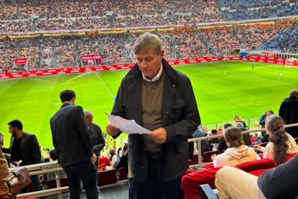 STOJKOVIĆ I STOJANOVIĆ KRSTARE EVROPOM: Reprezentativci u stroju!