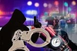 POLICIJA NA NOGAMA! TRAGA SE ZA OVIM OSOBAMA! Pucači, bombaši, nasilnici izmiču pravdi, a na jednom slučaju rade NAJISKUSNIJI policajci!