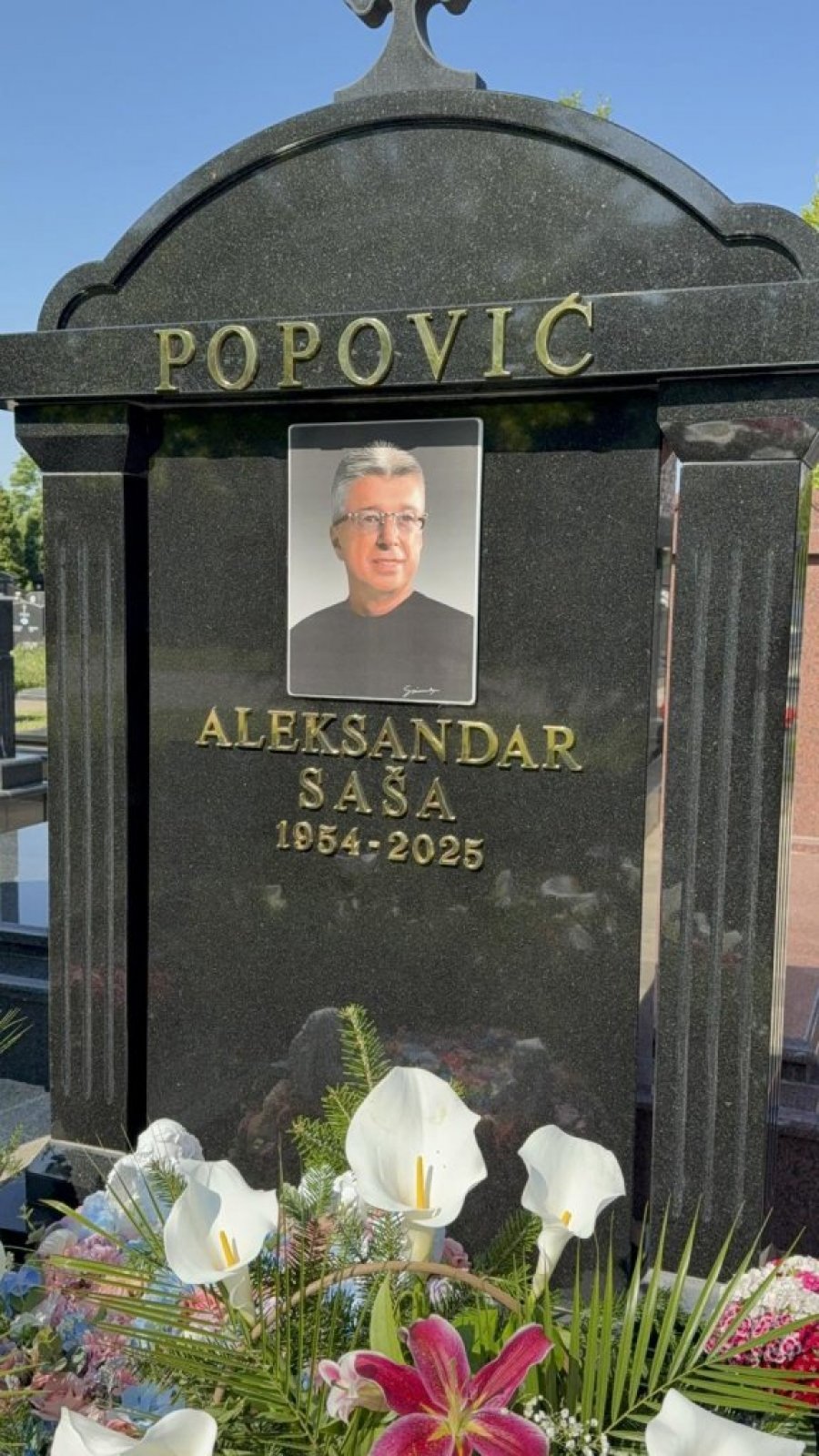 Spomenik Saše Popovića