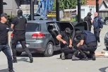 OVAKO JE UHAPŠEN NARKO-DILER U NOVOM PAZARU! Putnici šokirani, pronađeno mu tri kilograma spida! (FOTO/VIDEO)