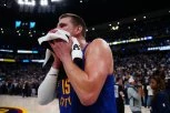 JOKIĆ DIGAO PUBLIKU NA NOGE! Da li je ovo znak za Denverov povratak? (VIDEO)