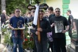SAHRANJEN DRAGAN LABOVIĆ! Aplauzom ispraćen na večni počinak!